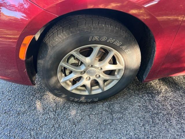 used 2024 Chrysler Pacifica car, priced at $29,995