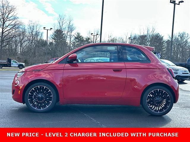 new 2024 FIAT 500e car, priced at $19,995