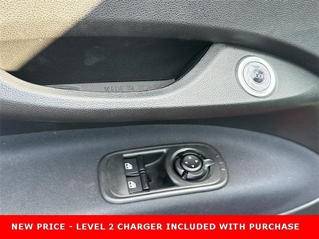 new 2024 FIAT 500e car, priced at $19,995