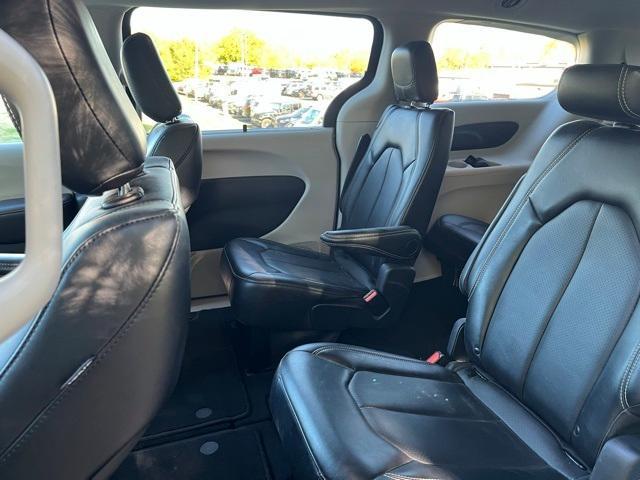 used 2024 Chrysler Pacifica car, priced at $29,995