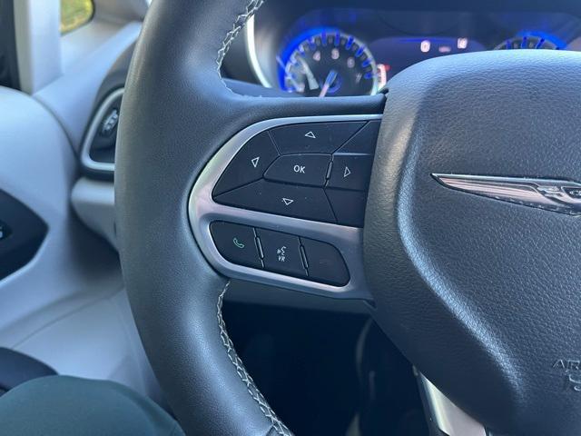 used 2024 Chrysler Pacifica car, priced at $29,995