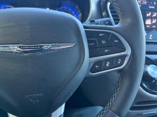 used 2024 Chrysler Pacifica car, priced at $29,995