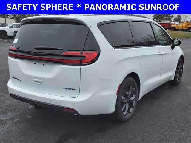 new 2024 Chrysler Pacifica car, priced at $51,360