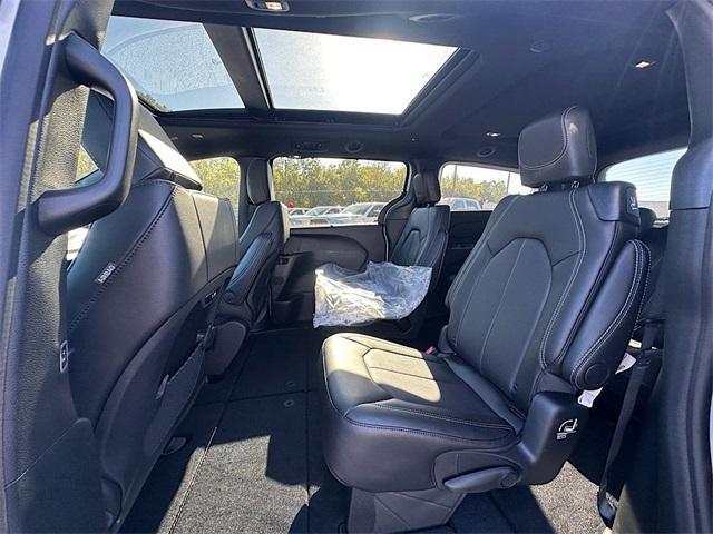 new 2026 Chrysler Pacifica car, priced at $45,460