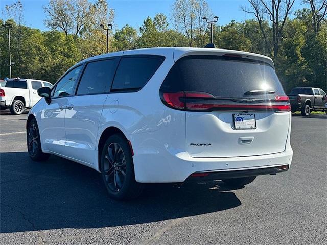 new 2026 Chrysler Pacifica car, priced at $45,460