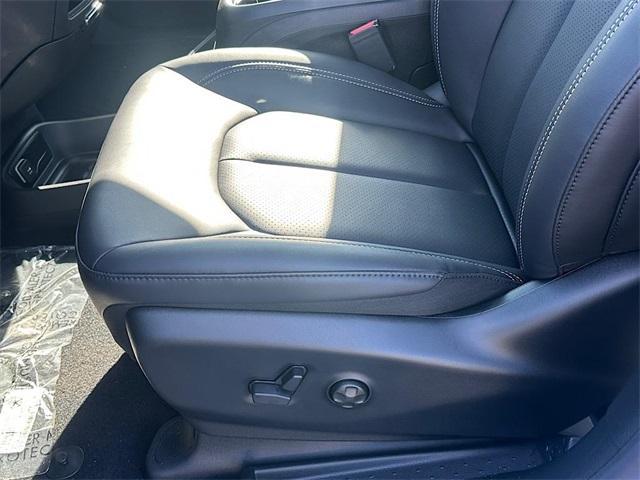 new 2026 Chrysler Pacifica car, priced at $45,460