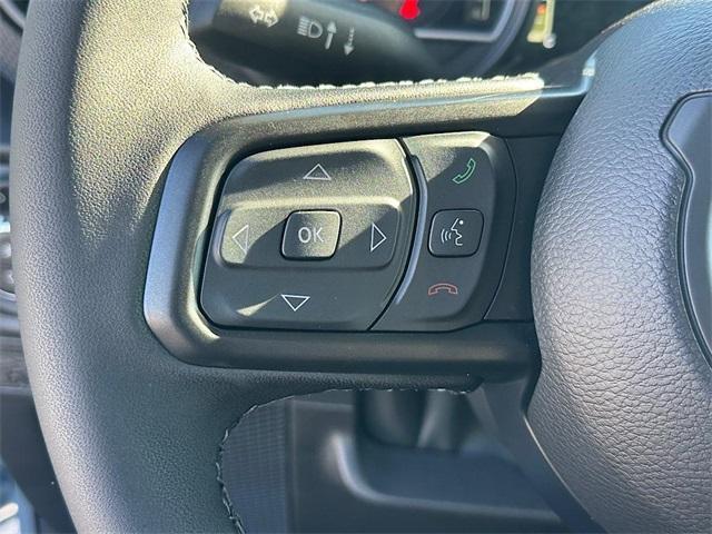 new 2025 Jeep Gladiator car, priced at $47,265