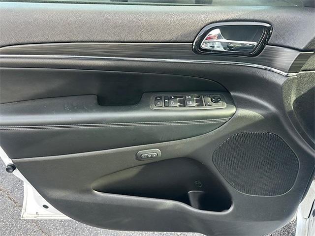 used 2021 Jeep Grand Cherokee car, priced at $26,345