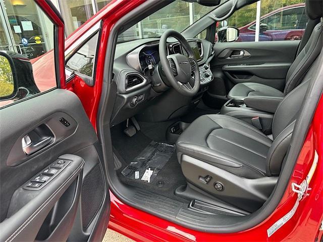 new 2026 Chrysler Pacifica car, priced at $42,380