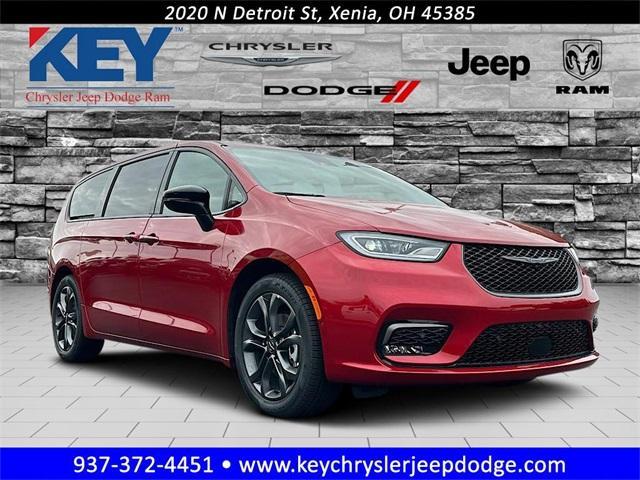new 2026 Chrysler Pacifica car, priced at $47,560