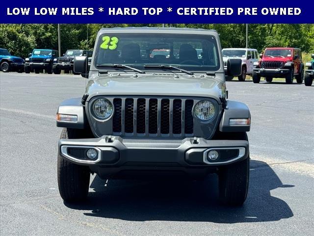 used 2023 Jeep Gladiator car, priced at $34,595