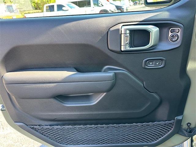 new 2026 Jeep Wrangler car, priced at $51,295