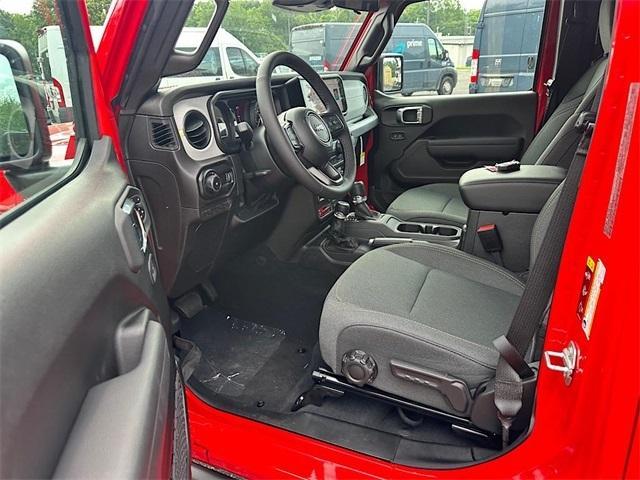 new 2025 Jeep Wrangler car, priced at $44,075