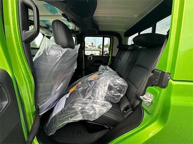 new 2025 Jeep Gladiator car, priced at $41,250