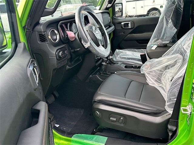 new 2025 Jeep Gladiator car, priced at $41,250