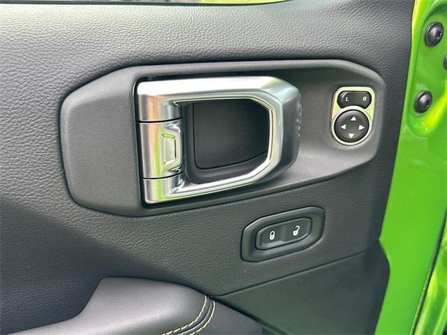 new 2025 Jeep Gladiator car, priced at $41,250