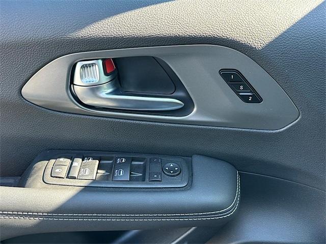 new 2026 Chrysler Pacifica car, priced at $35,960