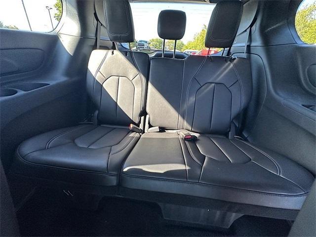 new 2026 Chrysler Pacifica car, priced at $35,960