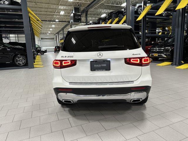 used 2022 Mercedes-Benz GLB 250 car, priced at $30,820