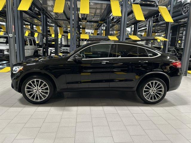 used 2022 Mercedes-Benz GLC 300 car, priced at $39,865