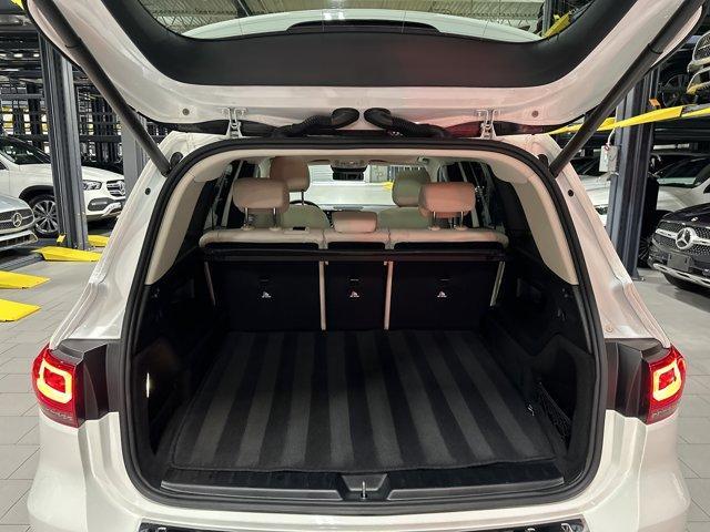 used 2022 Mercedes-Benz GLB 250 car, priced at $28,875