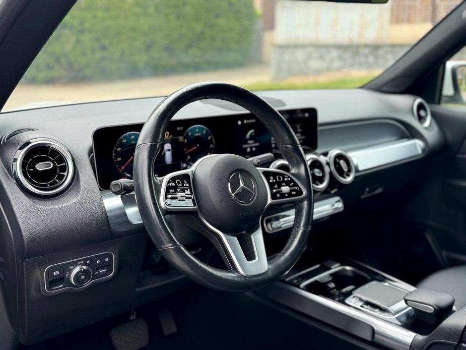 used 2020 Mercedes-Benz GLB 250 car, priced at $23,995