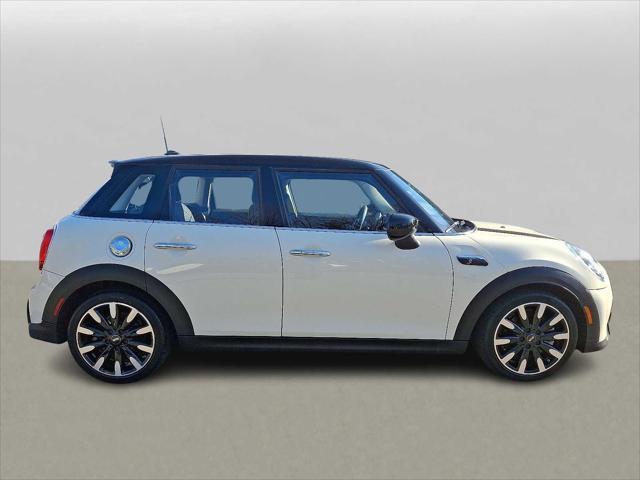 used 2023 MINI Hardtop car, priced at $26,499