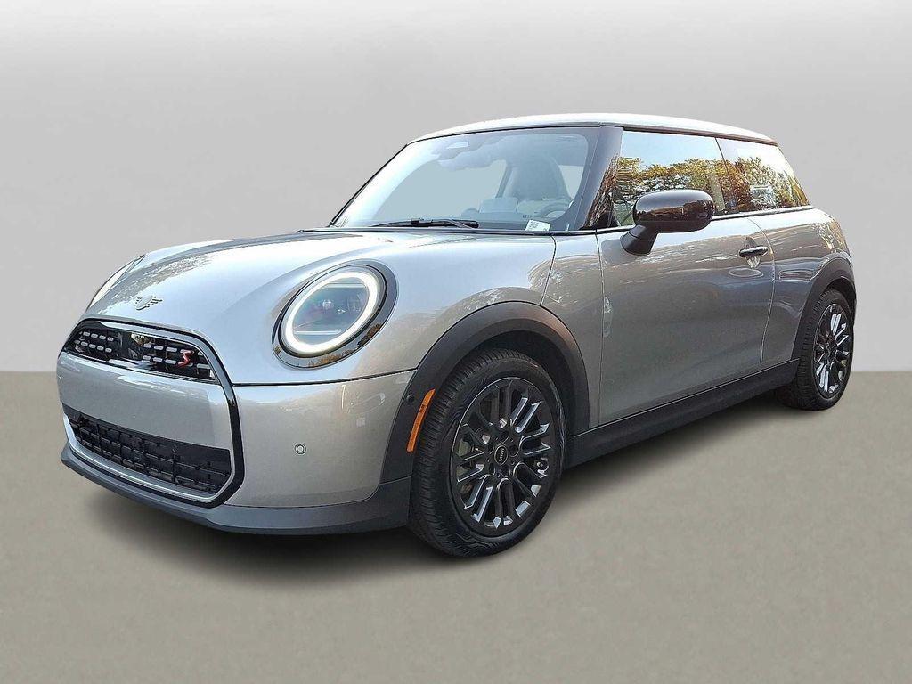 used 2025 MINI Hardtop car, priced at $27,499