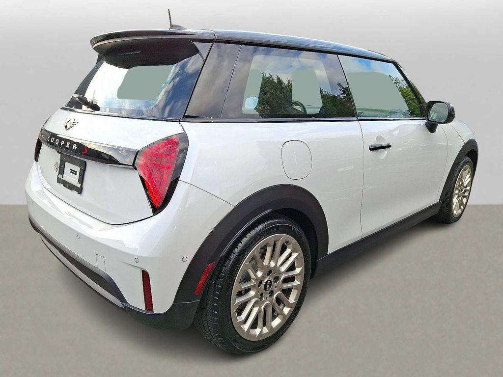 used 2025 MINI Hardtop car, priced at $27,998