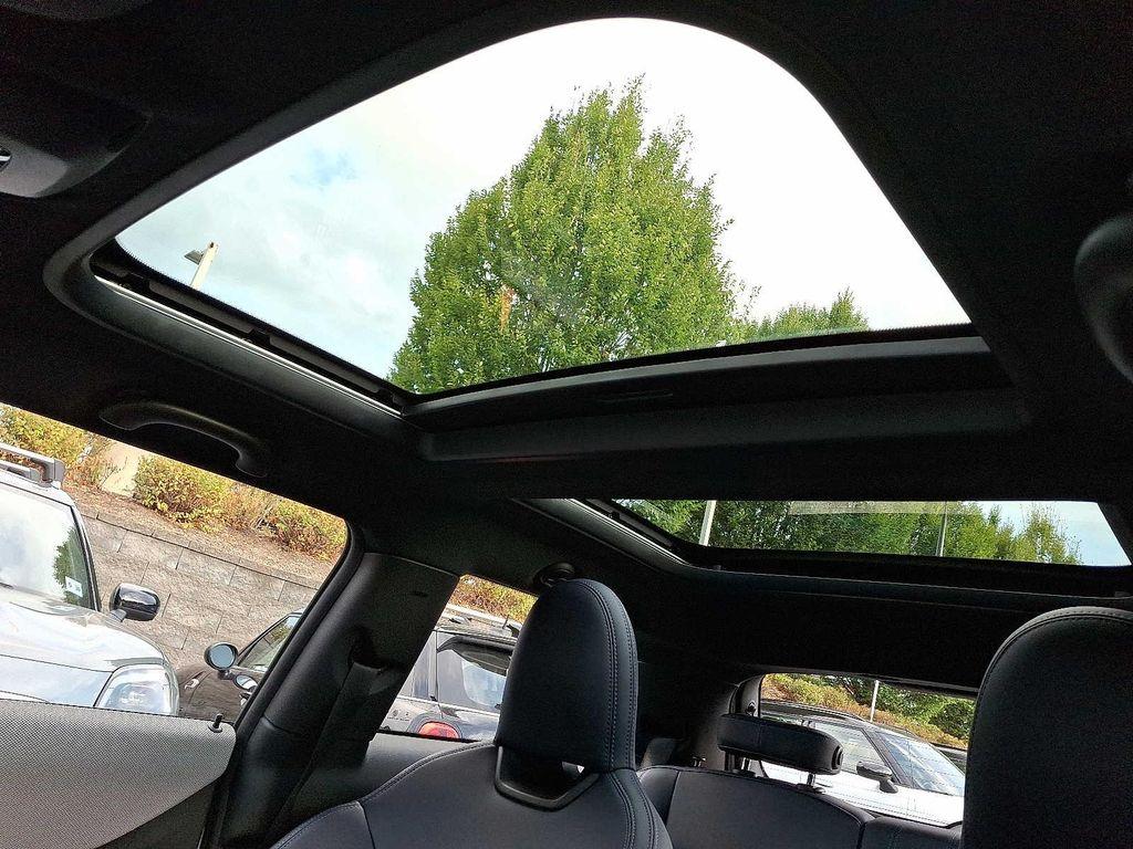 used 2025 MINI Hardtop car, priced at $27,998