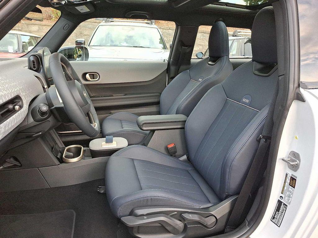 used 2025 MINI Hardtop car, priced at $27,998