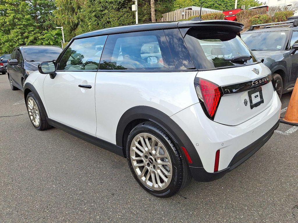 used 2025 MINI Hardtop car, priced at $27,998
