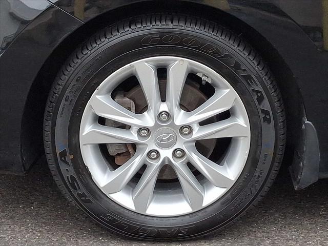 used 2013 Hyundai Elantra GT car, priced at $9,498