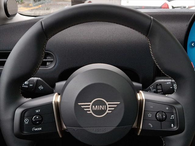 used 2025 MINI Hardtop car, priced at $32,299