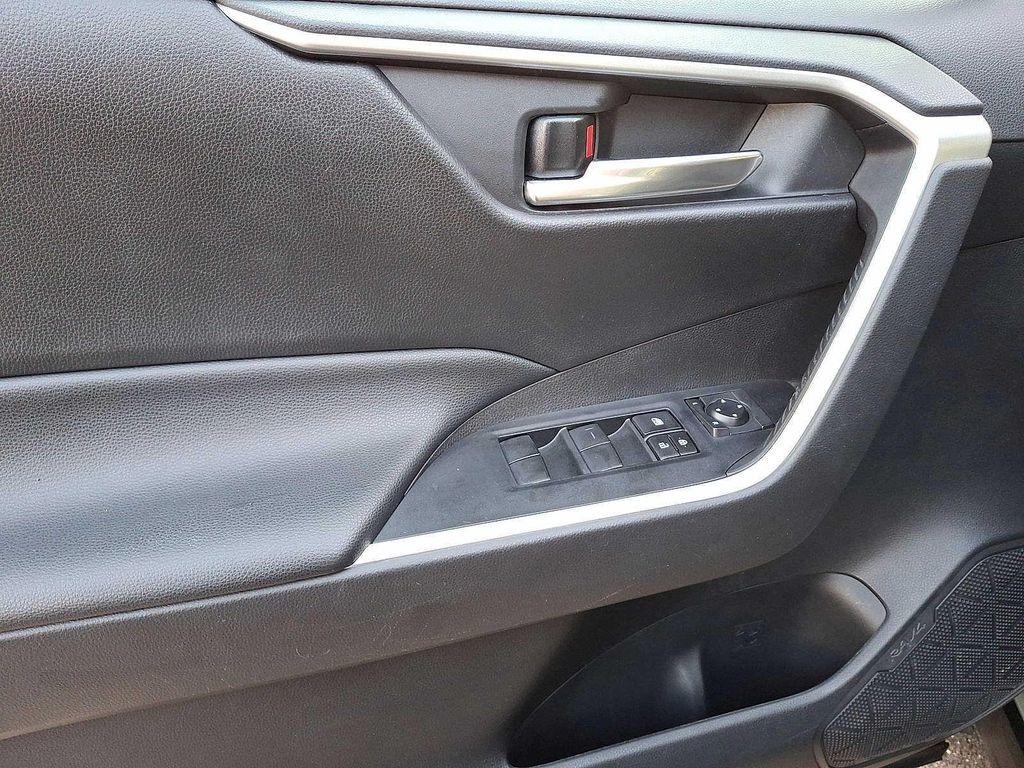 used 2020 Toyota RAV4 car, priced at $22,299