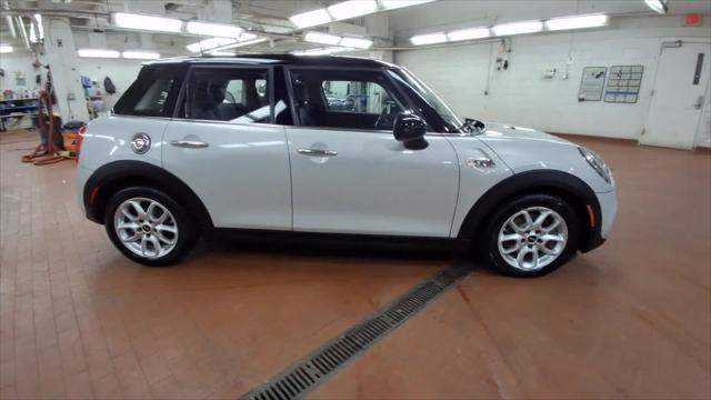 used 2017 MINI Hardtop car, priced at $11,999