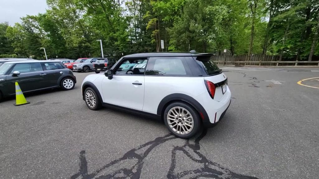 new 2025 MINI Hardtop car, priced at $36,340