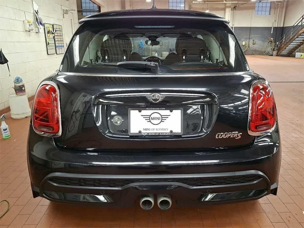 used 2023 MINI Hardtop car, priced at $23,499