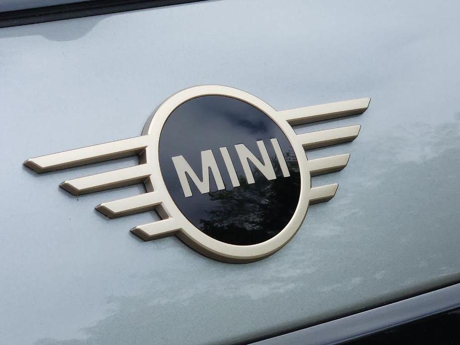 new 2025 MINI Hardtop car, priced at $36,535