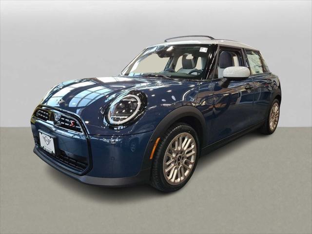 new 2025 MINI Hardtop car, priced at $37,150