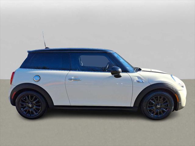 used 2015 MINI Hardtop car, priced at $9,999