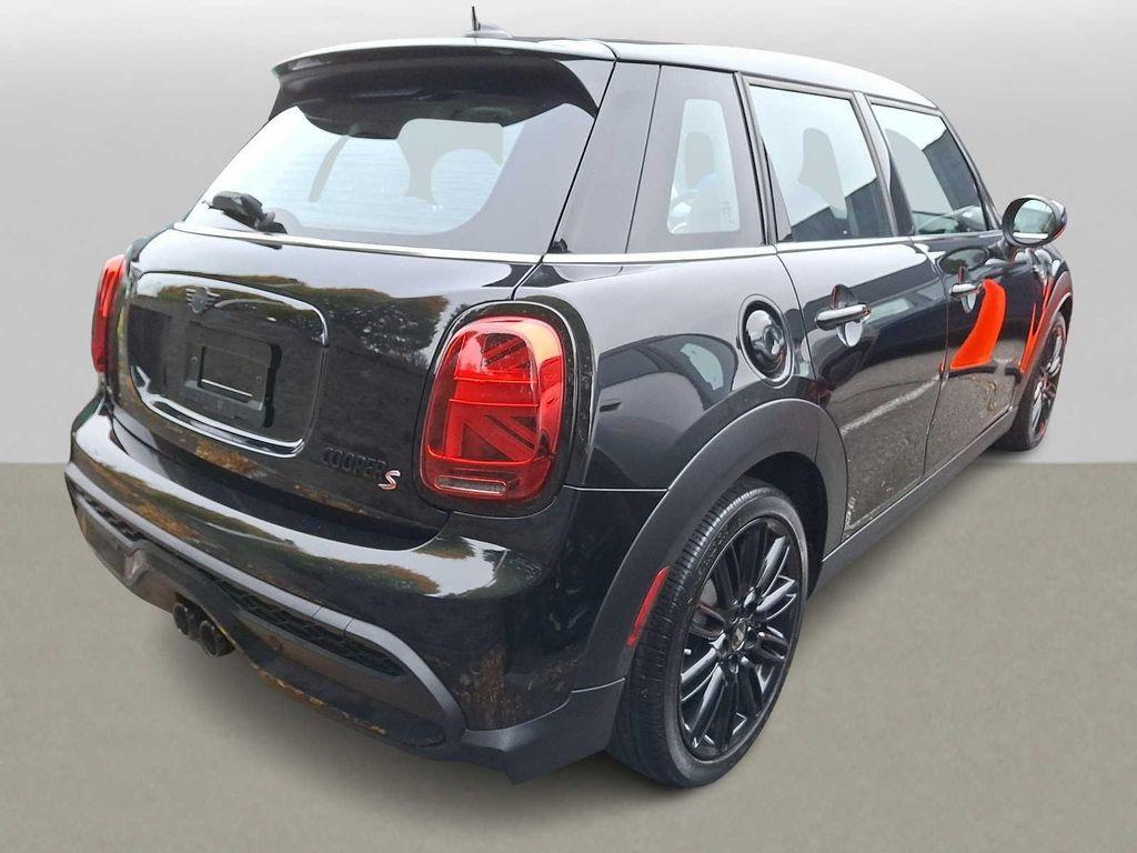 used 2024 MINI Hardtop car, priced at $26,999