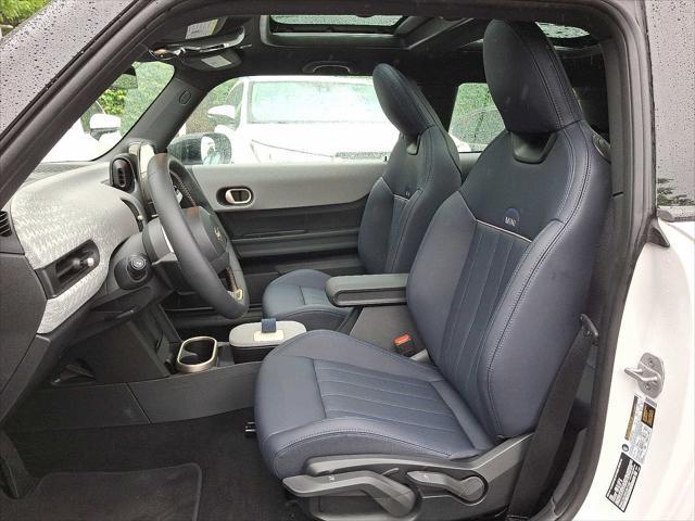used 2025 MINI Hardtop car, priced at $32,499