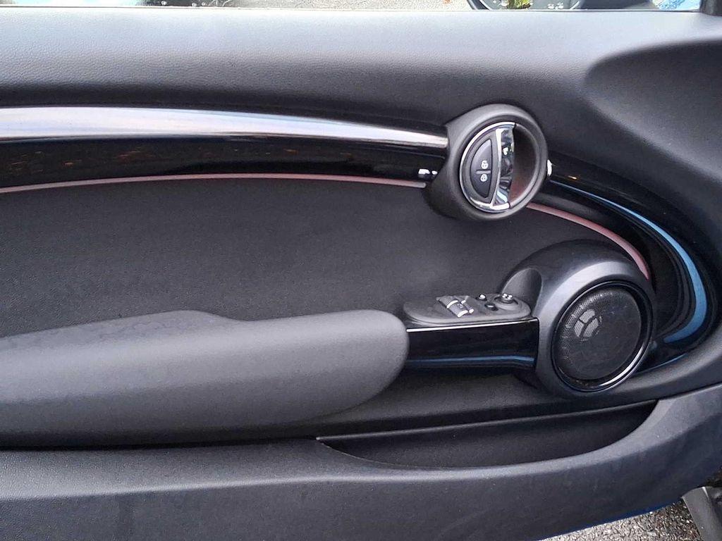 used 2023 MINI Hardtop car, priced at $24,999