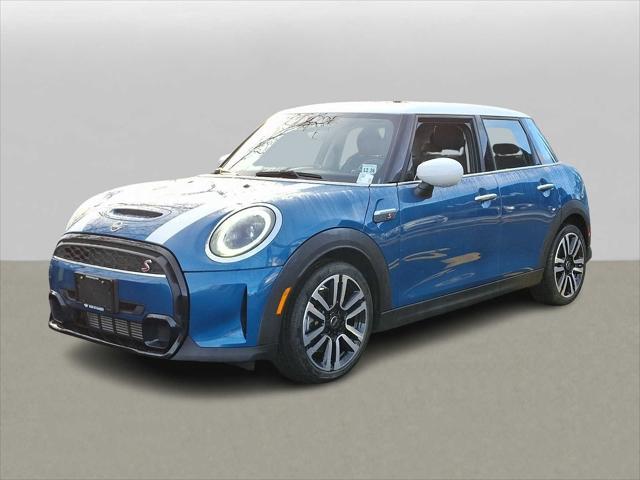 used 2022 MINI Hardtop car, priced at $24,799