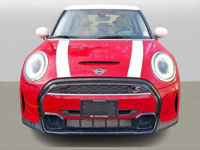 used 2022 MINI Hardtop car, priced at $25,498