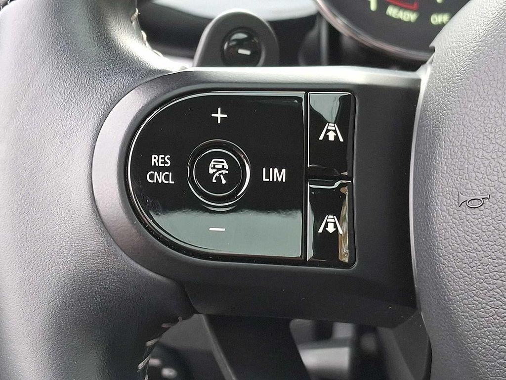 used 2023 MINI Hardtop car, priced at $33,399