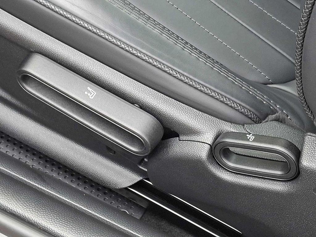 used 2023 MINI Hardtop car, priced at $33,399