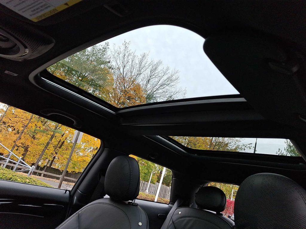 used 2023 MINI Hardtop car, priced at $33,399