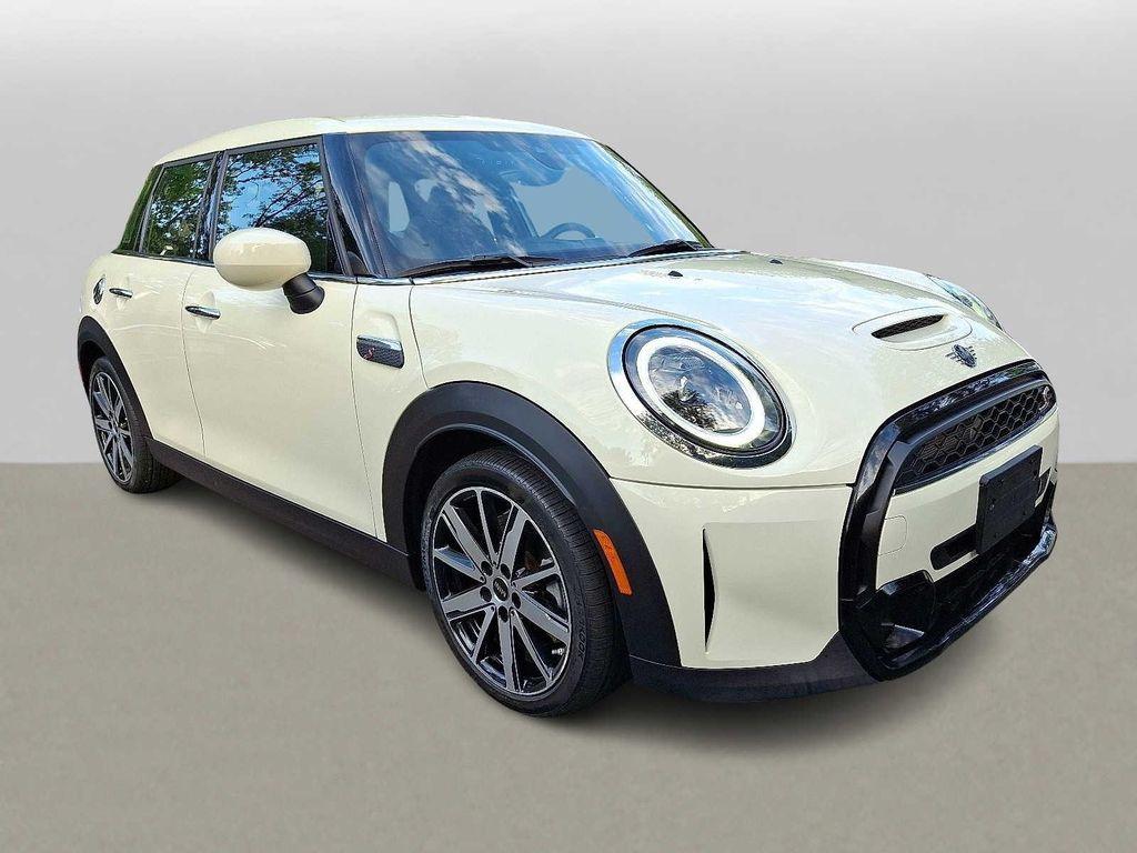 used 2023 MINI Hardtop car, priced at $24,499